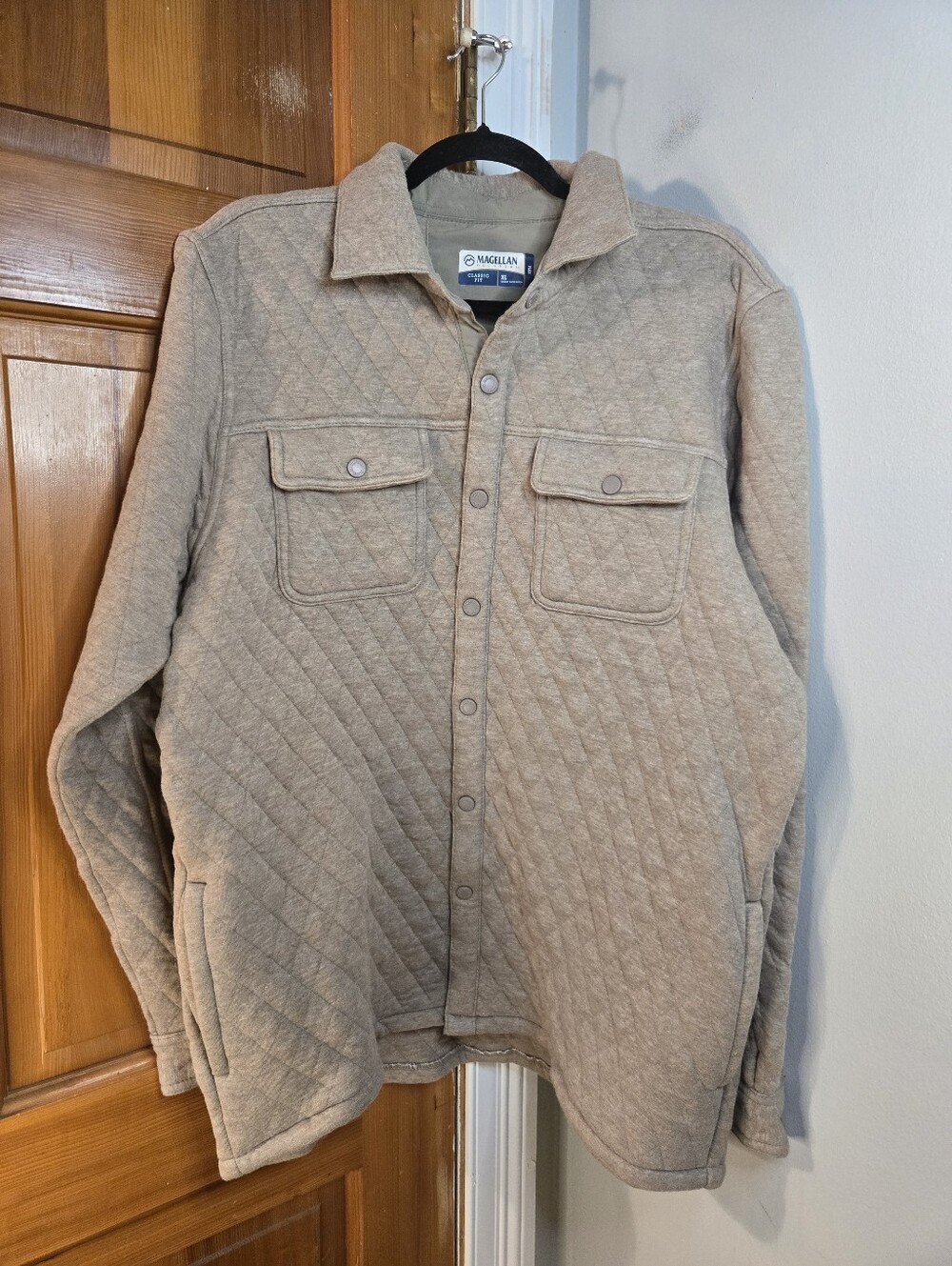 Magellan Outdoors Quilted Shirt Jacket in Light Taupe Sz XL